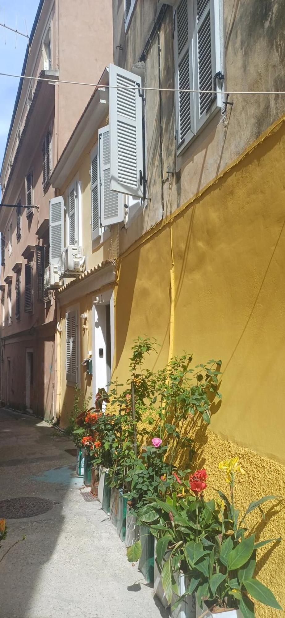 Cozy Corfiot House Vakantiehuis Corfu (city)